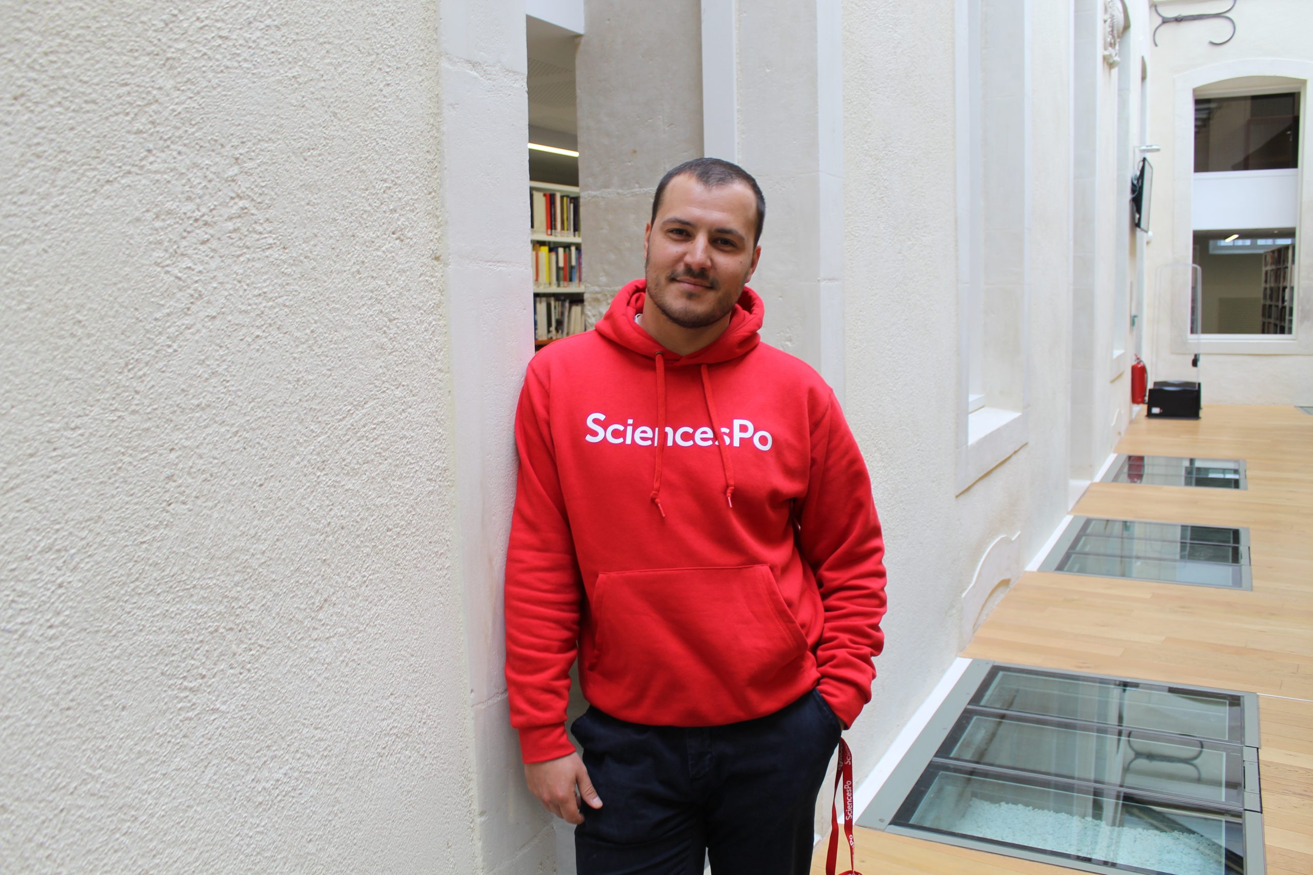 Florian Mary, encadrant des élèves de Premier Campus